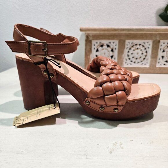 Madden NYC Women Sz 8 Braided Cognac Platform Heels Strap Sandals Casual Dress - Picture 2 of 11